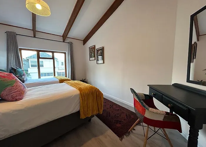Poseidon\'S Pad - Eclectic 2-Bedroom Apartment In Trendy Muizenberg